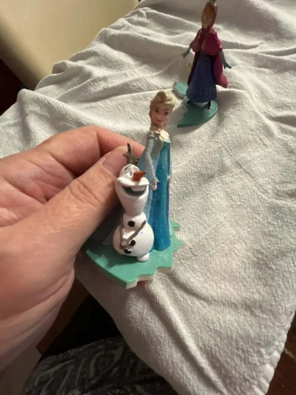 Disney Frozen Elsa and Anna President's Edition Christmas Ornament 2-Piece Set